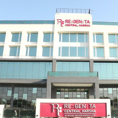 Regenta Central Harsha Vapi Pārdi Eksteriør bilde